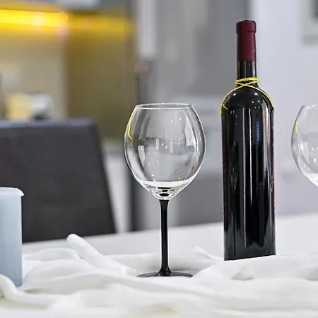 아파트 New 1st Floor In *