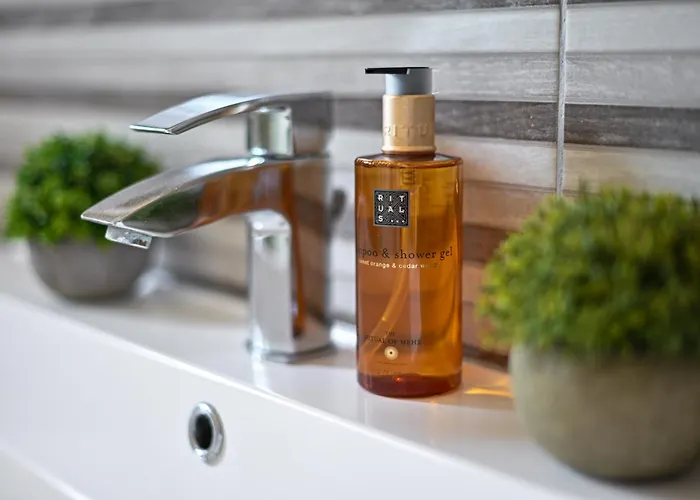 New 1st Floor In דירה